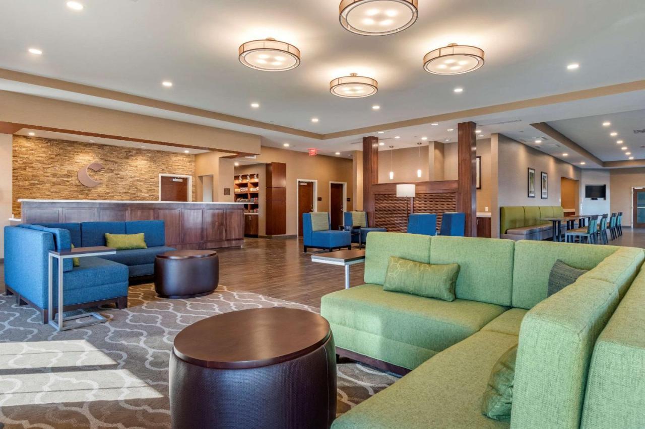 Comfort Suites Camp Hill-Harrisburg West Exterior foto